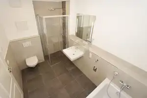 !! Nachmieter gesucht !! Moderne 3 Raum DG-Whg. mit Balkon, Aufzug und tollem Bad in C-Bernsdorf – Stadlerstraße 13, 9126 Chemnitz – Vorschaubild 16