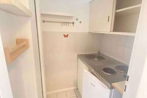 Schönes 1 Zimmer Apartment mit Balkon - Möbel des Vormieters zu verkaufen – 60322 Westend-Süd, Frankfurt am Main – Vorschaubild 3