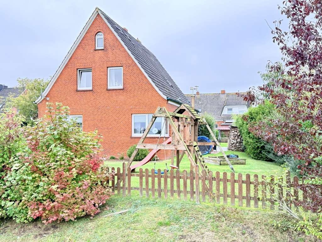 Immobilie in Jemgum - * Ruhige Lage * Kamin * 2 Garagen * Unglaubliche Weitsicht * Heizung von 2023 * Top Raumaufteilung * - Bild 4