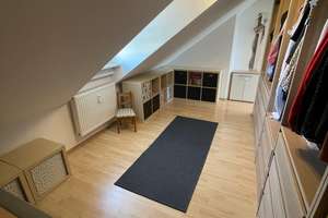 Helle Dachgeschosswohnung mit Balkon – Wohnen zum Wohlfühlen – Gartenstraße 68, 85757 Karlsfeld – Vorschaubild 6