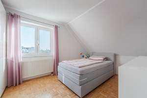 Wohnqualität auf zwei Ebenen mit Südwest-Balkonen in Essen-Burgaltendorf – Die vollständige Adresse der Immobilie erhältst du vom Anbieter., 45289 Burgaltendorf, Essen – Vorschaubild 9