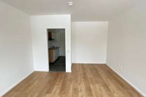 1-Zimmer-Appartement mit Balkon und Einbauküche ! – Bevenser Weg 3, 30625 Heideviertel, Hannover – Vorschaubild 2