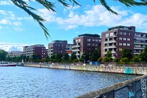 Dachgeschoß in erster Wasserlage - Rummelsburger Bucht - Sofortbezug – Die vollständige Adresse der Immobilie erhältst du vom Anbieter., 10317 Rummelsburg, Berlin – Vorschaubild 2