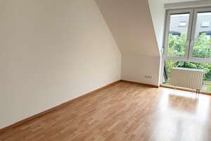 NEUE EINBAUKÜCHE - RUHIGE LAGE - MODERNES HELLES HAUS IN DÜSSELDORF - NÄHE ISD - ST GEORGE SCHOOL – Die vollständige Adresse der Immobilie erhältst du vom Anbieter., 40489 Wittlaer, Düsseldorf – Vorschaubild 11