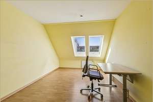 Charmante Maisonette mit Kamin & 2 Balkonen in begehrter Lage von Essen-Schönebeck – Die vollständige Adresse der Immobilie erhältst du vom Anbieter., 45359 Schönebeck, Essen – Vorschaubild 5