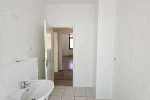 Helle 2-Zimmer-Wohnung mit Tageslichtbad in Leipzig-Volkmarsdorf – 4315 Volkmarsdorf, Leipzig – Vorschaubild 3