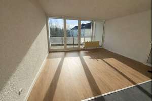 4-Zimmer-Wohnung (106m²) und Balkon über den Dächern von Langerfeld – Langerfelder Straße 115, 42389 Langerfeld-Beyenburg, Wuppertal – Vorschaubild 2
