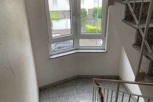 Große Dachgeschosswohnung mit Renovierungsbedarf – Subbelrather Str 331, 50825 Ehrenfeld (Ortsteil), Köln – Vorschaubild 2