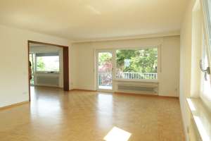 Wunderschöne, großzügige 4 Zi.-Wohnung