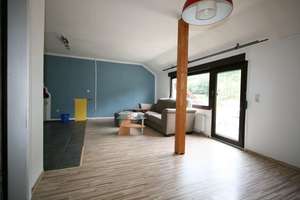 Reihenmittelhaus mit Potenzial in ruhiger Wohnlage von Ritschenhausen – Die vollständige Adresse der Immobilie erhältst du vom Anbieter., 98617 Ritschenhausen – Vorschaubild 10