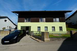 Schönes Wohnhaus in ruhiger Siedlungslage und großem Grundstück - 781 – Die vollständige Adresse der Immobilie erhältst du vom Anbieter., 84367 Reut – Vorschaubild 3