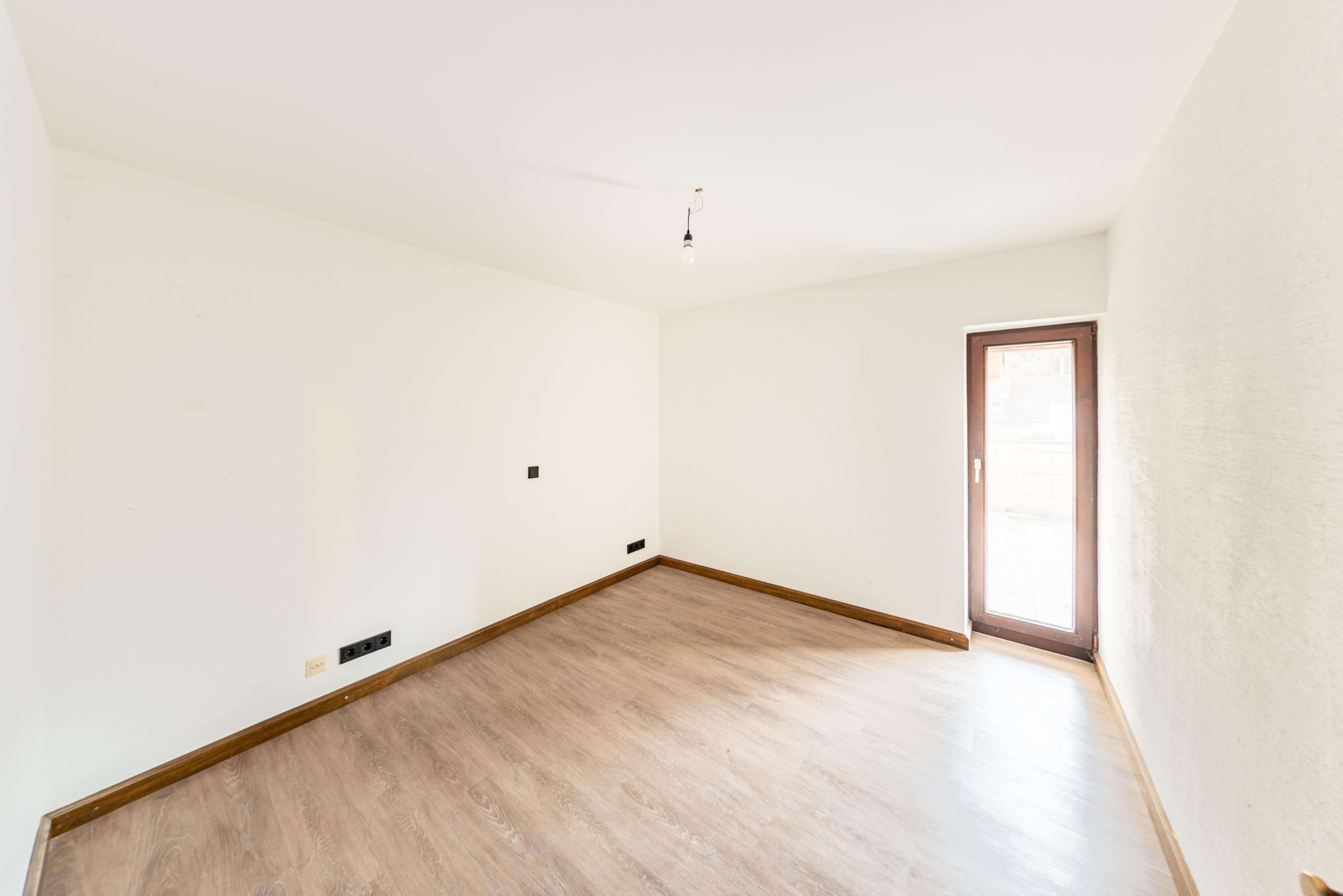 Immobilie in Waldkirch - Dreifamilienhaus in Waldkirch-Kollnau mit Entwicklungspotenzial - Bild 3