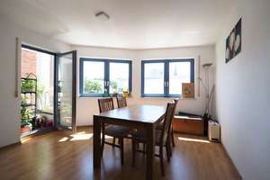 +++TOP Zentral in Ulm+++ Sonnige u. gepflegte 2-Zimmer Wohnung mit TG-Stellplatz