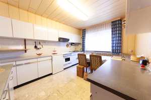 Urlaubsfeeling! Haus mit Wintergarten, riesiger Schwimm- und Fitnesshalle in Neuenhasslau! – Main-Kinzig-Kreis – Vorschaubild 23
