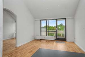 Loftartige Maisonettewohnung mit Dachterrasse