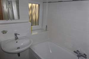 Lage, Lage, Lage MFH Altbau direkt am Günthersburgpark Comeniusstr. 1a Lage 5 v. 8 Wohnungen frei  – 60389 Bornheim, Frankfurt am Main – Vorschaubild 12