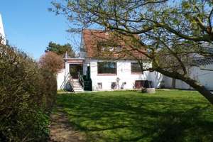 1 - Familienhaus mit teilbewohnbarem Souterrain, Dachterrasse,  Süd-/West-Terrasse und gr. Garage – 27474 Cuxhaven – Vorschaubild 37