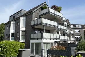 Bezugsfreie 3,5-Zimmer Wohnung mit Balkon, Tiefgaragenplatz & Aufzug (provisionsfrei, barrierearm) – Oberhofstraße 24, 46244 Kirchhellen-Mitte, Bottrop – Vorschaubild 3