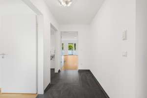 Ruhig gelegene, gepflegte 2-Zimmer-Wohnung mit Südwestbalkon und Lift – Die vollständige Adresse der Immobilie erhältst du vom Anbieter., 80995 Lerchenau-West, München – Vorschaubild 8