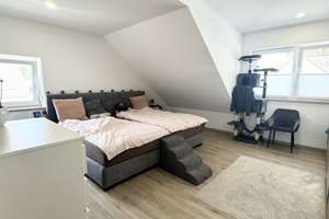 Neuwertig - Wohnung mit gehobener Ausstattung im DG - Lofteffekt - Balkon - Garage - Stellplatz – Baumgartenstraße 3, 90574 Roßtal – Vorschaubild 6