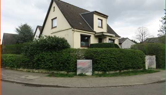 Bild von Zwei Häuser auf einem Grundstück in Hamburg-Rahlstedt