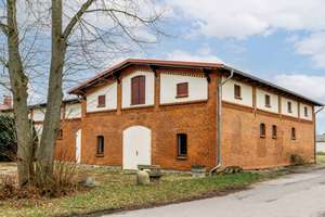 Luxus pur: Kernsaniertes Rittmeister-Anwesen mit Stall und Waldgrundstück in Ruhelage – Die vollständige Adresse der Immobilie erhältst du vom Anbieter., 19370 Parchim – Vorschaubild 23