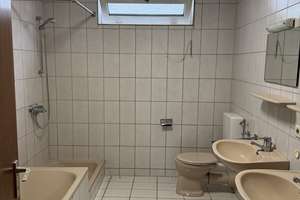 Christian Dik Immobilien / Gepflegtes 4-Familienhaus mit großen Wohnungen – Die vollständige Adresse der Immobilie erhältst du vom Anbieter., 66849 Landstuhl – Vorschaubild 11