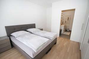 **Furnished**, Luxuriös möblierte 3 Zimmerwohnung im Le Flair – Marc-Chagall-Str. XXX, 40479 Pempelfort, Düsseldorf – Vorschaubild 7