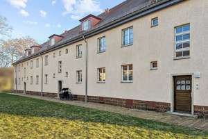 Kapitalanlage!  4-Zimmer-Wohnung mit zwei Balkonen und Garten in den Französischen Gärten in Leipzig