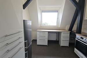 Sanierte Dachgeschoßwohnung in wunderschönem Altbau mit großzügigem Treppenhaus – Odenkirchener Straße 188, 41236 Heyden, Mönchengladbach – Vorschaubild 10