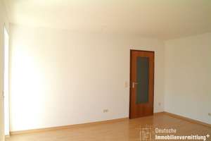 BALD FREI: SONNIGE UND GEMÜTLICHE 2-ZIMMERWOHNUNG MIT BALKON!! – Dobritzer Straße 11, 1237 Seidnitz/Dobritz, Dresden – Vorschaubild 4
