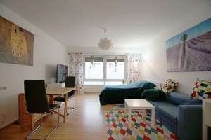 Stilvoll möbliertes City-Apartment in begehrter Lage von Düsseldorf-Pempelfort – 40477 Stadtmitte, Düsseldorf – Vorschaubild 3
