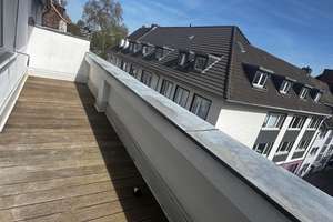 Dachgeschoss mit Domblick im Herzen der City