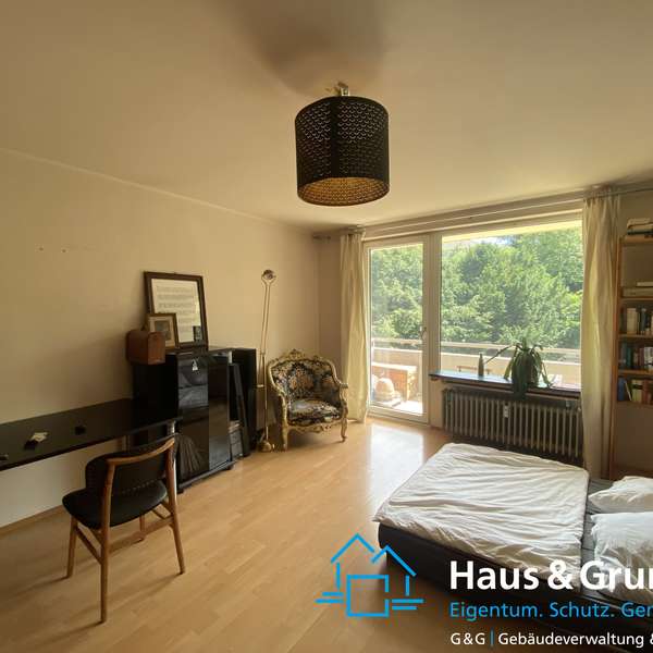 *** schöne 3-Zimmer-Wohnung - mit Balkon - Aussicht ins Grüne -nähe Schanz, Im Johannistal ***