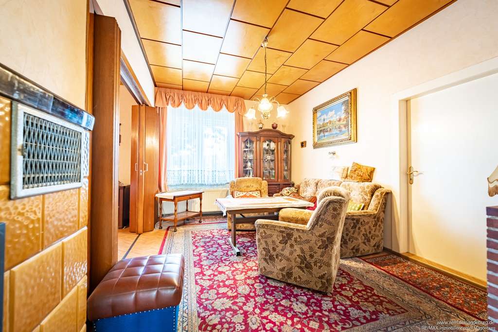 Immobilie in Genthin - Viel Platz für Familie & Hobbys – EFH-Villa mit Scheune, Garagen und großem Grundstück - Bild 4