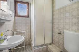 Property thumbnail 18