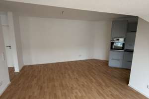 Helle Dachgeschosswohnung mit Süd-West-Balkon & TG-Stellplatz – Ober Buschweg 10, 50999 Sürth, Köln – Vorschaubild 8