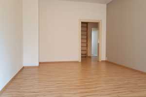 Frisch renovierte 2-Zimmer-Wohnung mit neuer Küche & modernem Bad – Energieeffizienzklasse B – Schöneicher Straße 12f, 13055 Berlin – Vorschaubild 3