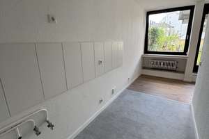 Modernisierte 2-Zimmer-Wohnung mit privater Terrasse in Rathausnähe (W-Elberfeld) – Wilhelmstr. 5, 42105 Elberfeld, Wuppertal – Vorschaubild 7