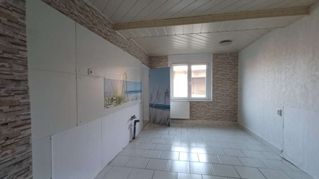 Immobilie in Arnstein - Bauernhof und zwei Scheunen auf großem Grundstück - ein Traum für Individualisten mit Tieren + Hobby - Bild 3