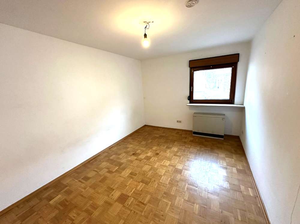 Immobilie in Lobbach - GLOBAL INVEST SINSHEIM | Einfamilien- oder Dreifamilienhaus mit Lagerhalle in Waldwimmersbach - Bild 1