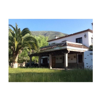 Campingplatz mit Restaurant, Apartment, 6 ha.