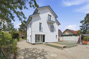 Doppelhaushälfte mit Südterrasse & Garten | KfW 55 | A+ – Die vollständige Adresse der Immobilie erhältst du vom Anbieter., 80937 Am Hart, München – Vorschaubild 2