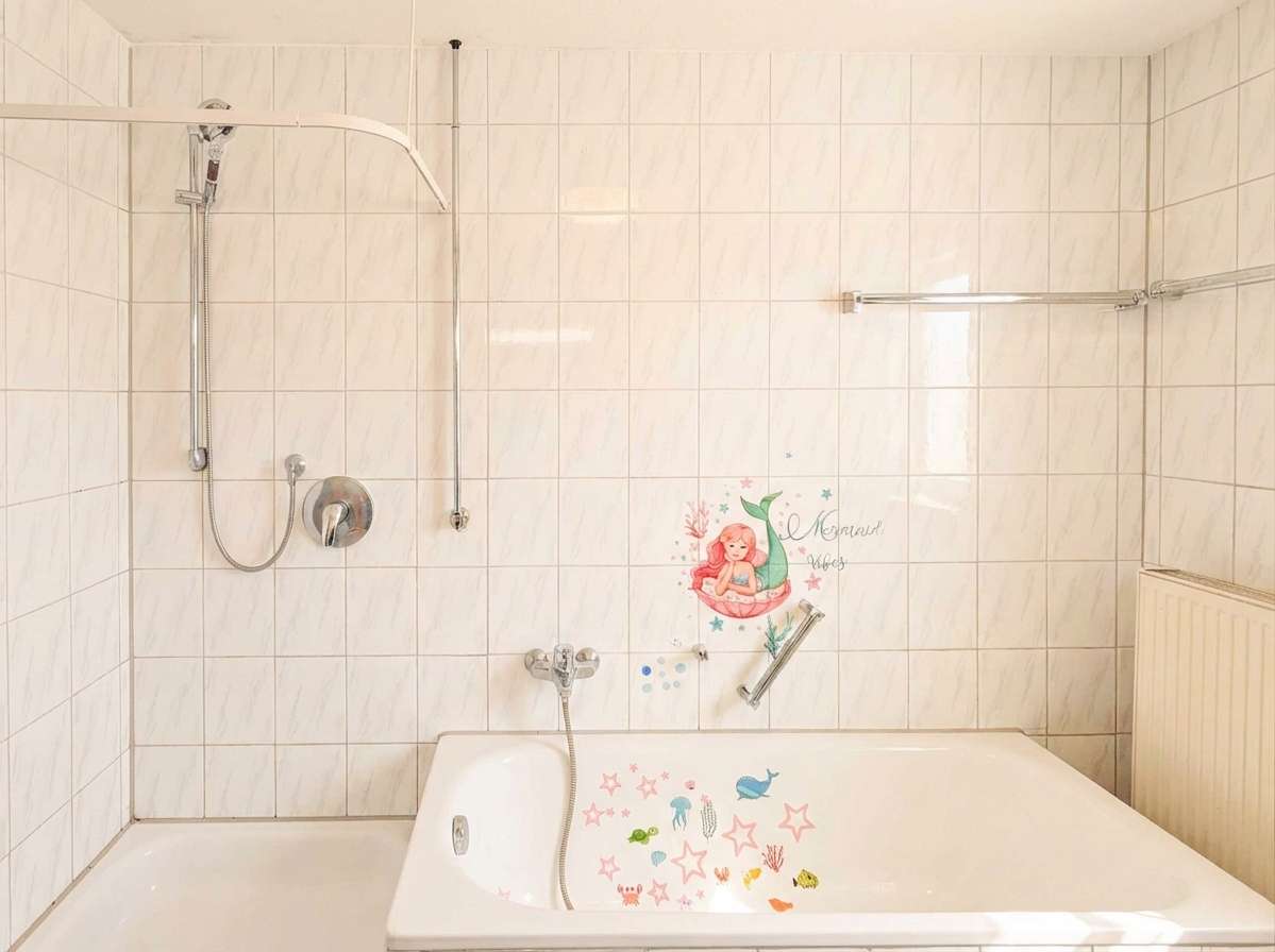 Immobilie in Auenwald - Gemütliche 3-Zimmer-Wohnung mit sonnigem Balkon und Naturblick - Bild 0