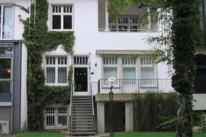 Stilvolle, gepflegte 1-Zimmer-Wohnung, möbliert, am Post Tower – Heinrich-Brüning-Str. 18, 53113 Gronau, Bonn – Vorschaubild 3