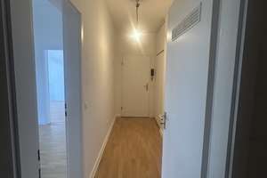 🏠 Frisch renovierte 2-Zimmer-Wohnung in ruhiger Hinterhauslage – zentral in Köln-Mülheim – Bergisch Gladbacher Straße 109, 51065 Mülheim (Ortsteil), Köln – Vorschaubild 3