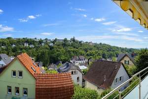 Über den Dächern von Sonnenberg!
Freistehendes Haus mit viel Platz in Wiesbadens Top Wohnlage! – Die vollständige Adresse der Immobilie erhältst du vom Anbieter., 65193 Sonnenberg, Wiesbaden – Vorschaubild 6