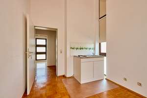 Ansprechendes Wohnhaus in guter Lage von Heusenstamm – Die vollständige Adresse der Immobilie erhältst du vom Anbieter., 63150 Heusenstamm – Vorschaubild 18