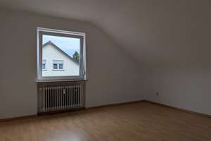Ruhige 4-Zimmer-Wohnung nah am Uniklinikum mit Garage & neuer Küche – 66424 Homburg – Vorschaubild 6