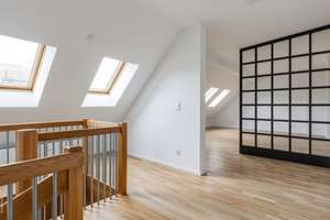 Rarität im Kiez: moderne Dachgeschoss-Maisonette mit Südbalkon – Die vollständige Adresse der Immobilie erhältst du vom Anbieter., 10249 Friedrichshain, Berlin – Vorschaubild 5